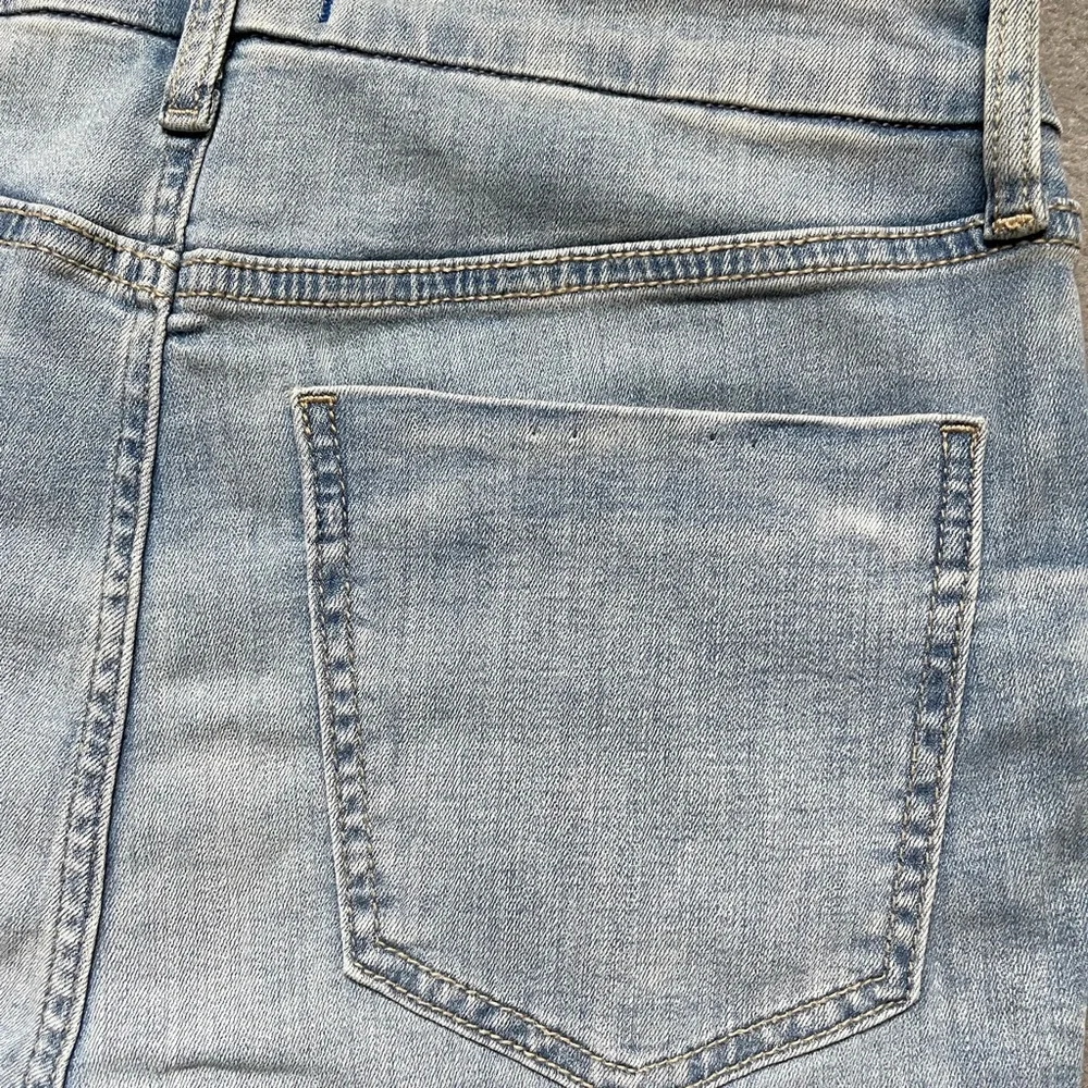 Studio Blue Cropped Relaxed Skinny Jean - Picture 5 of 5